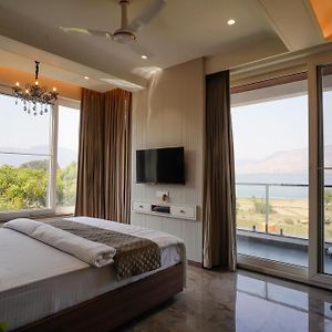 Suite Balcony